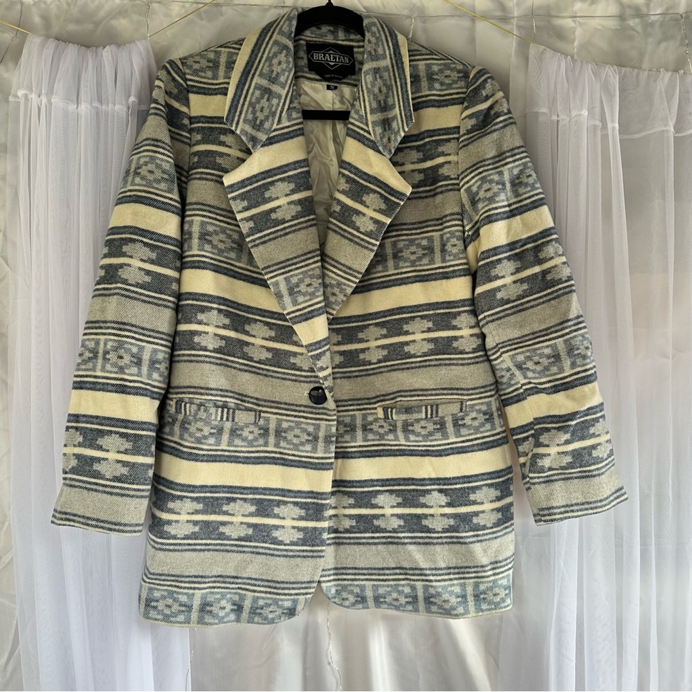Light Blue and Cream Patterned Men’s Jacket